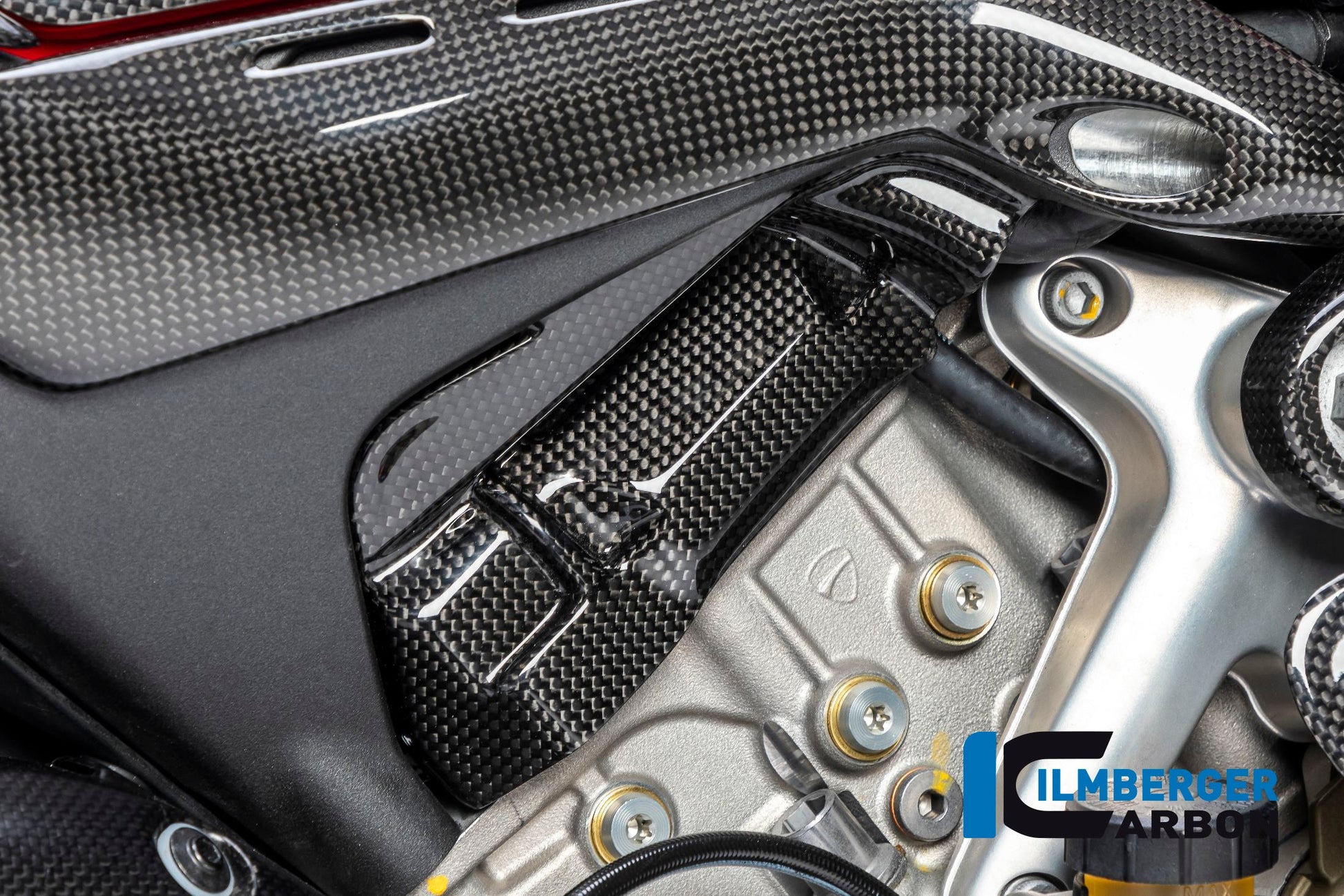 Ducati Panigale V4/V4S - Averys Motorcycles