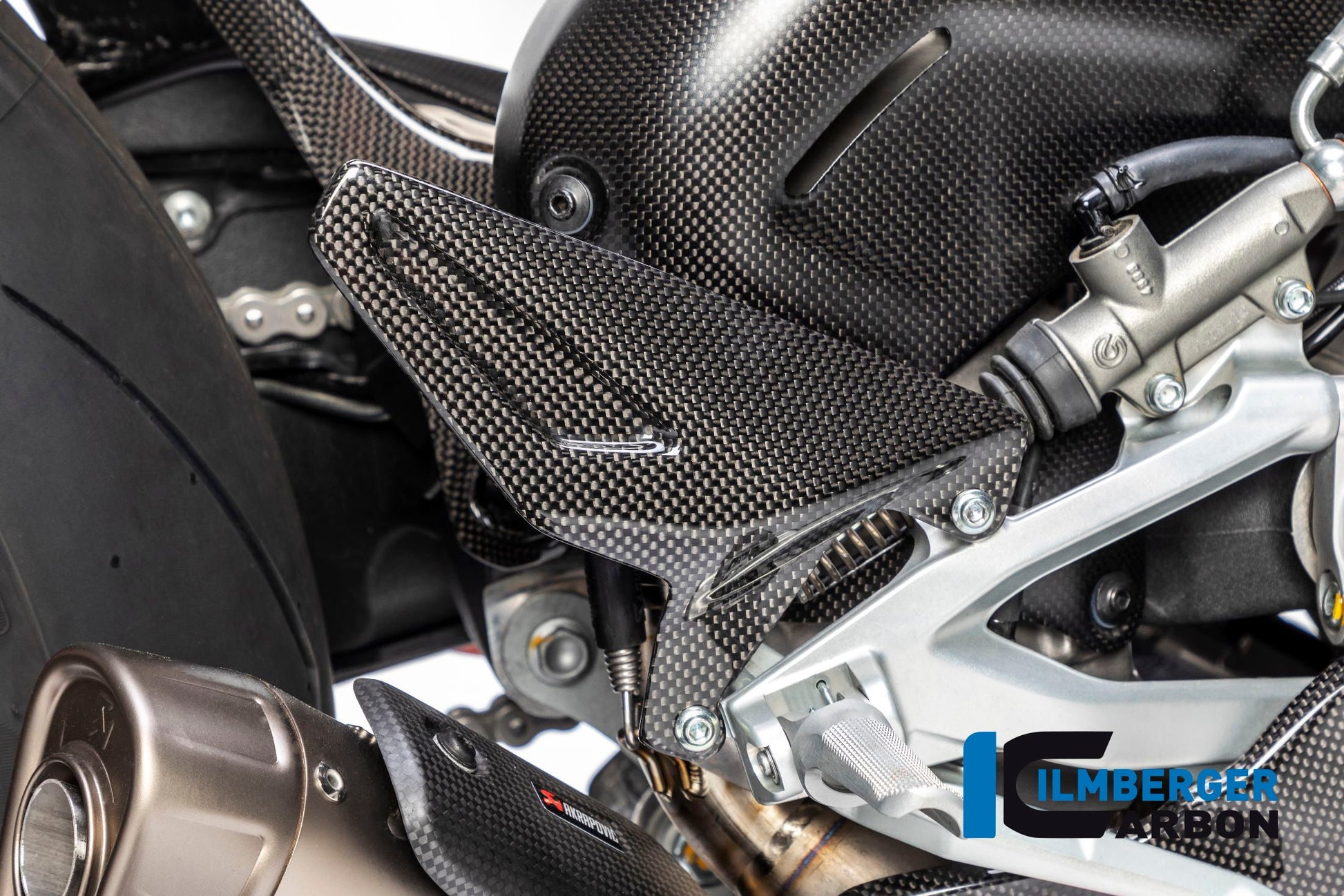 Ducati Panigale V4/V4S - Averys Motorcycles