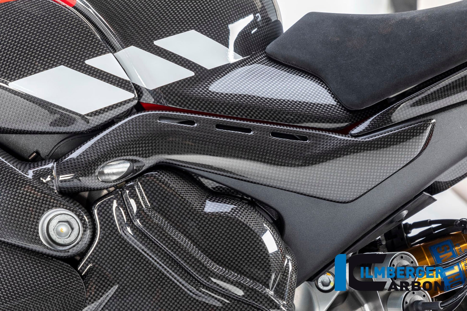 Ducati Panigale V4/V4S - Averys Motorcycles