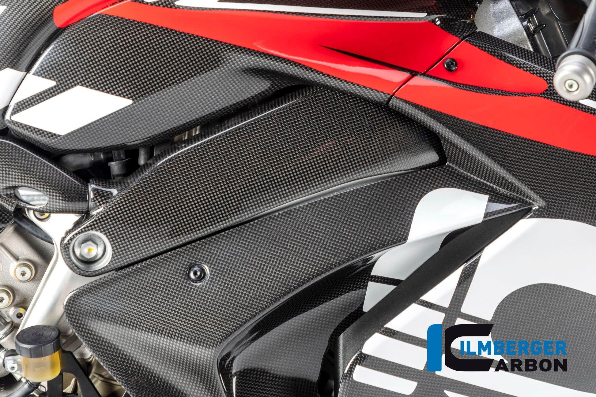 Ducati Panigale V4/V4S - Averys Motorcycles