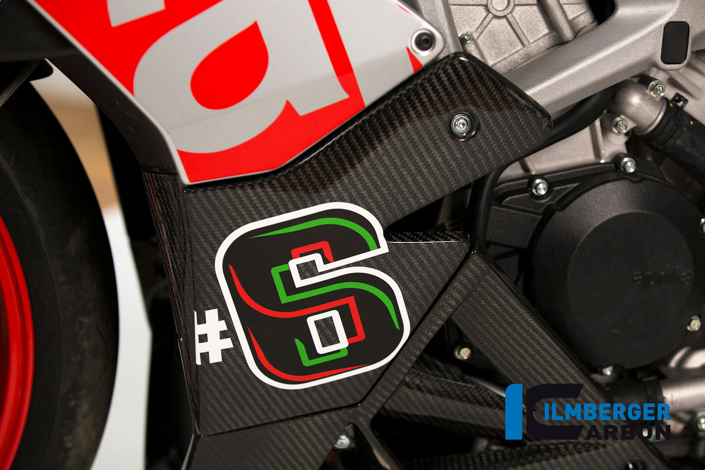 Aprilia V4 Tuono - Averys Motorcycles