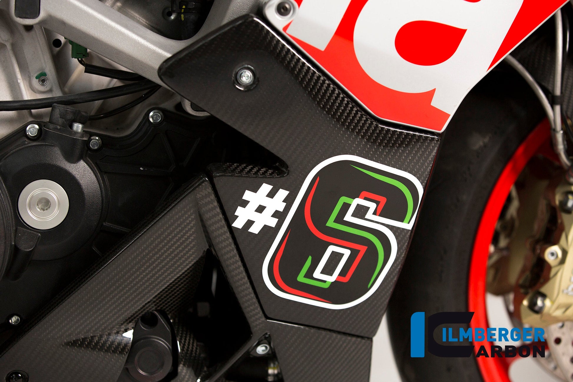 Aprilia V4 Tuono - Averys Motorcycles